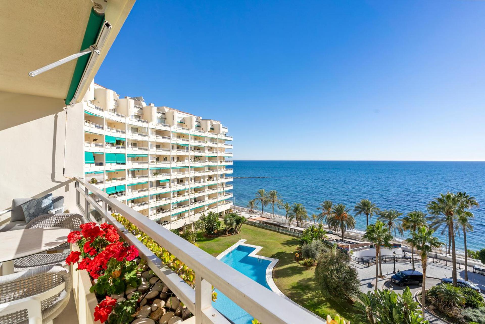 Beach Front Apartment With Pool Marbella Exterior foto